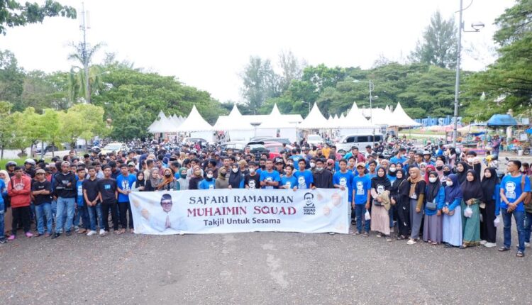 Bulan Ramadhan, Muhaimin Squad Berbagi Takjil dan Bersih-Bersih Tempat Ibadah