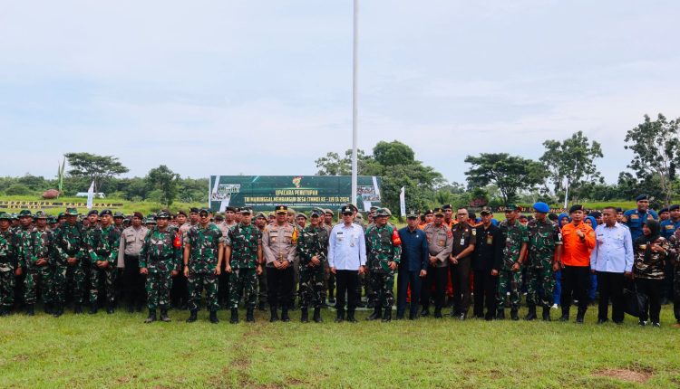 Pj Wali Kota Bersama Kasdam XIV Hasanuddin Tutup TMMD