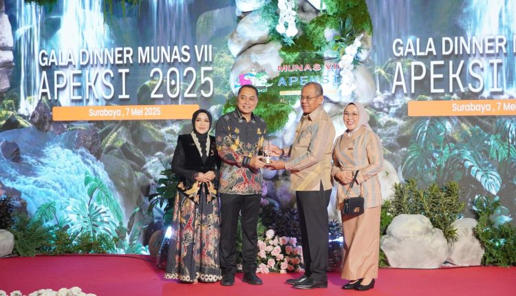 Pemkot Baubau Apresiasi Tuan Rumah Surabaya Pada Munas Apeksi VII