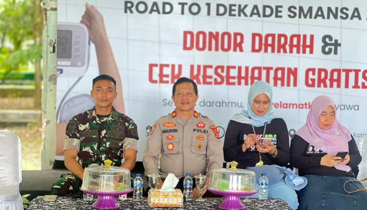 Yonif TP 823/Raja Wakaaka Dukung Aksi Donor Darah Alumni SMA Baubau