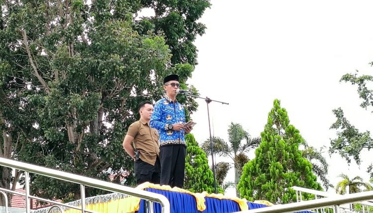 Pimpin Upacara HKN Perdana 2026, Sekda Baubau Tekankan Disiplin dan Efisiensi