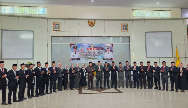 Walikota Baubau Rotasi Pejabat
